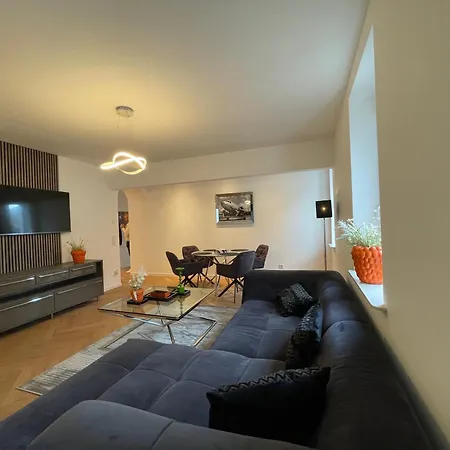 Luxurioese Mit Wellness Oase Saarburg