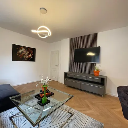 Appartement Luxurioese Mit Wellness Oase *