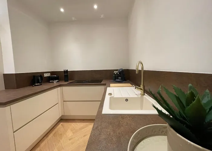 Luxurioese Mit Wellness Oase Saarburg