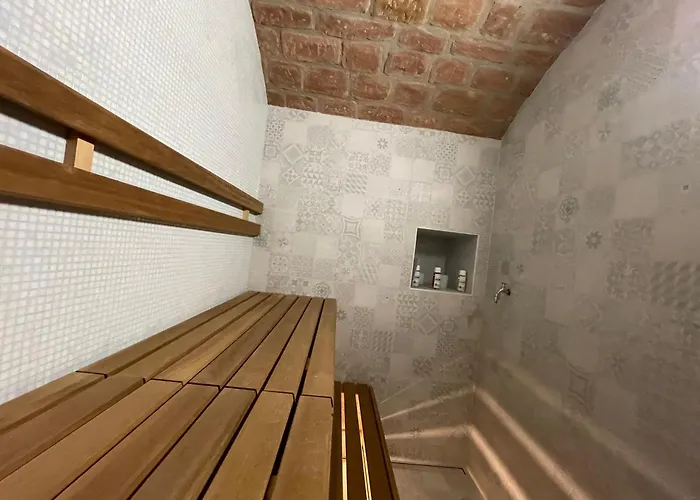 Appartement Luxurioese Mit Wellness Oase Saarburg